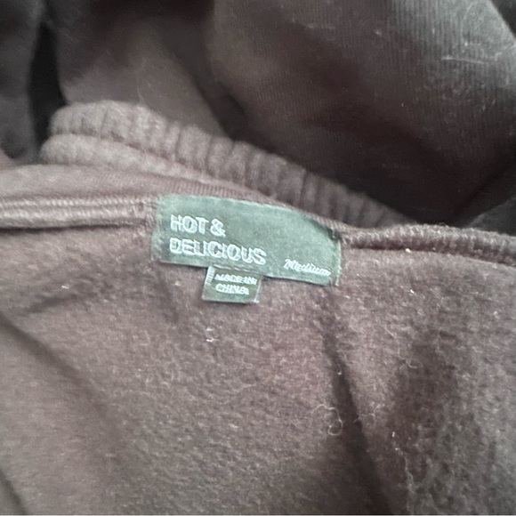 BLACK SWEATSUIT - Picture 5 of 6